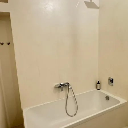Apartment Adi 3 Boutique House *