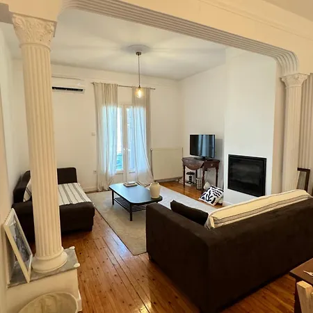 Adi 3 Boutique House *